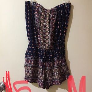 Strapless romper